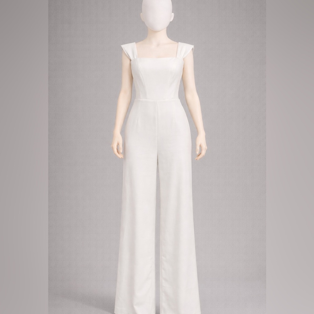 Elegant White Jumpsuit